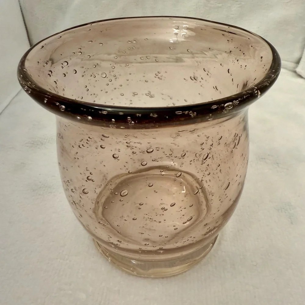 Vintage Like Murano “bullicante” glass vase with controlled bubbles